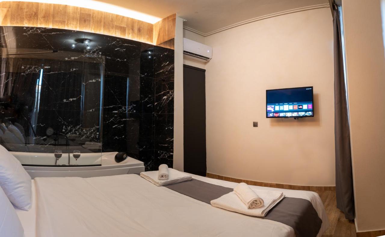 Noho Boutique , Premium Living Lazeon 7 Apartment Atena Exterior foto